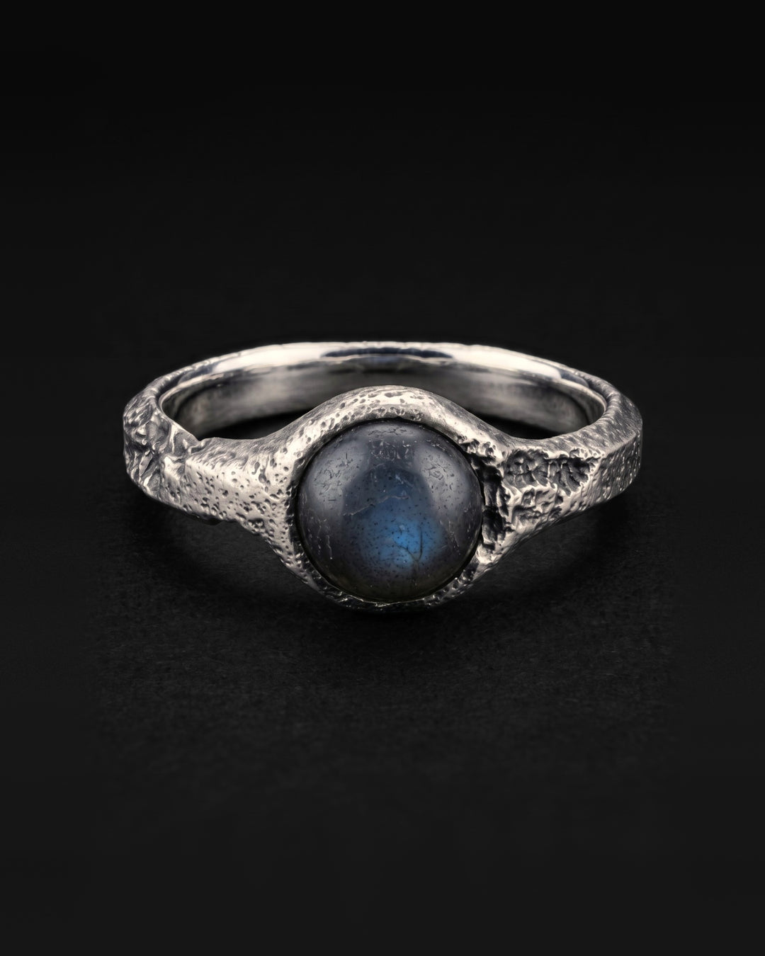 Raw VIII Ring